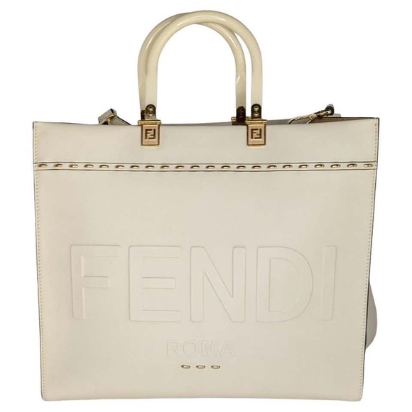 Fendi Handbags - Fendi Tote